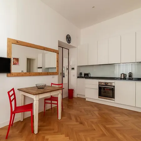 Piazza Vittorio Luxury House Apartment *